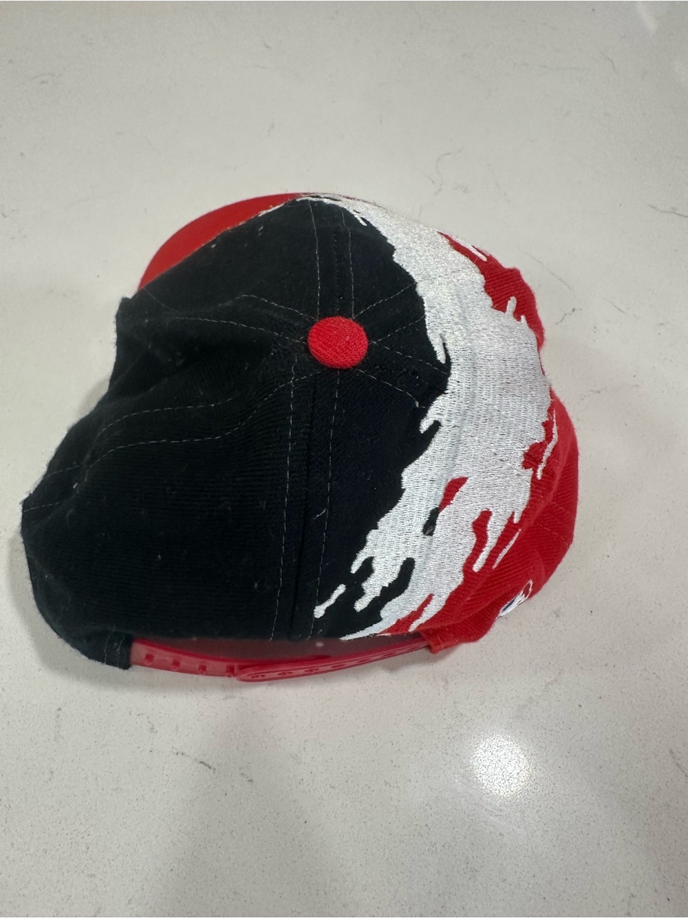 Vintage Chicago Bulls Logo Athletic Splash Snapback Basketball Hat - Picture 3 of 10